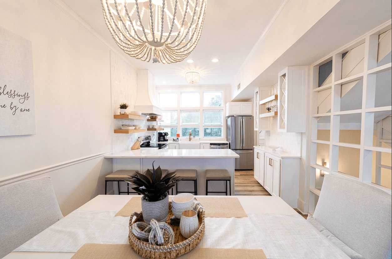 30A: 01 Oasis East - Image 3