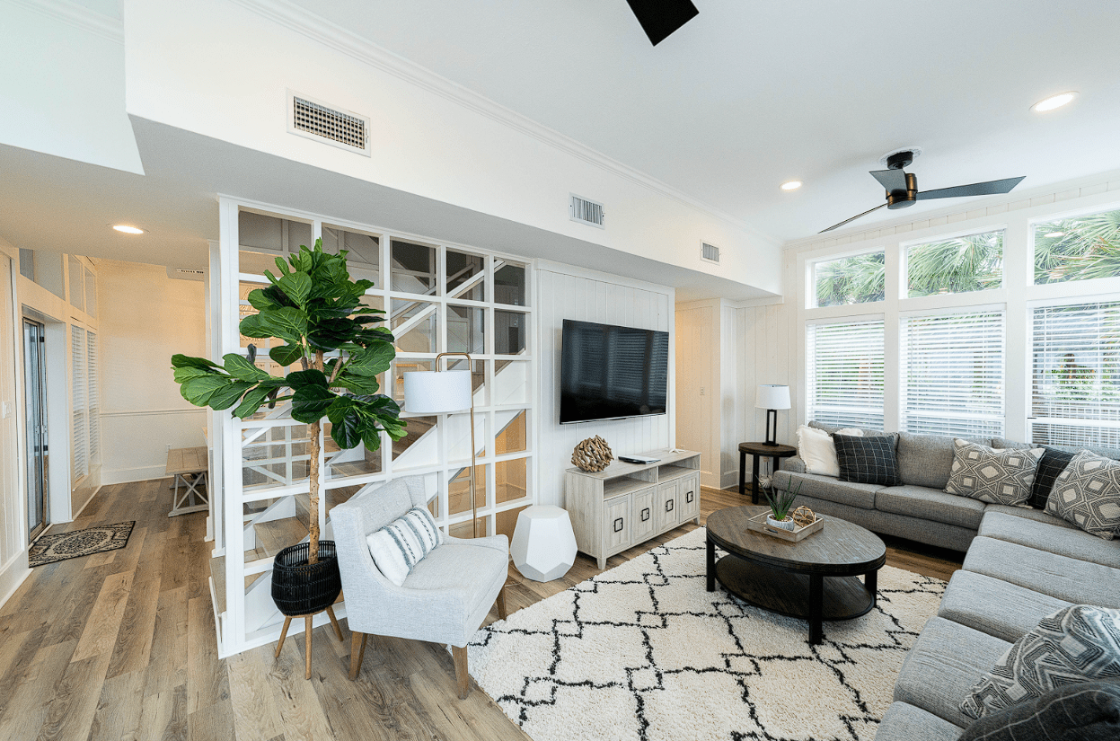 30A: 01 Oasis East - Image 4