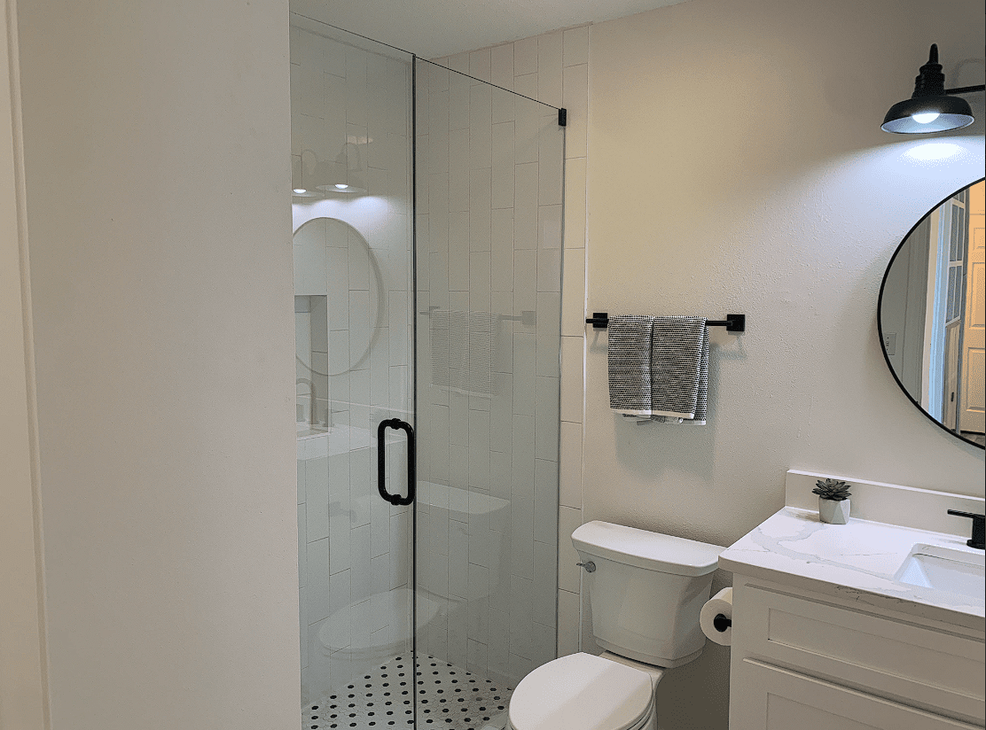 30A: 01 Oasis East - Image 17