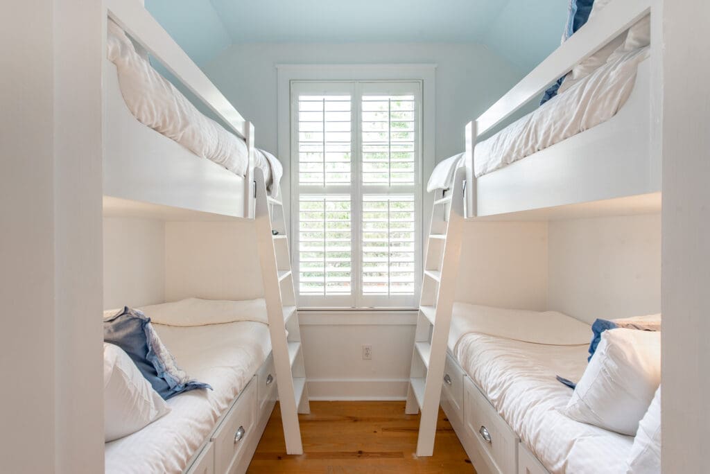 9. Bunk Room