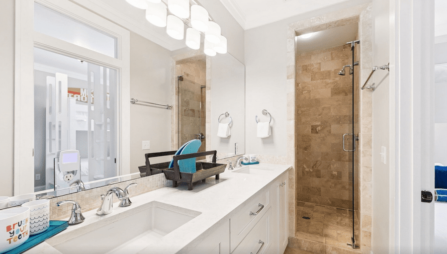 Screenshot 2025-10-29 215944