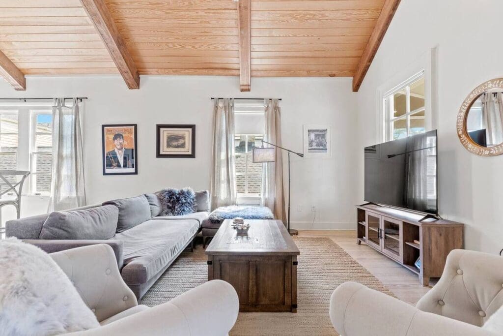 d91a1ee0-fdf2-4a20-9c41-083d6ad60747