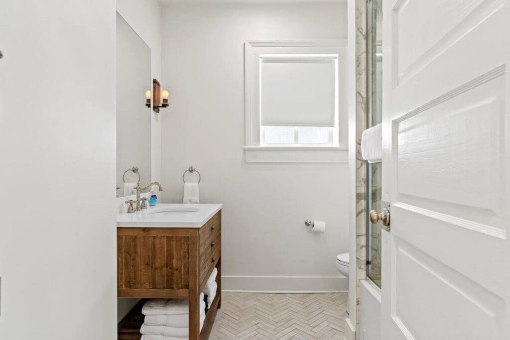 ef918787-8006-44ca-b3ca-48f4e52c7f06