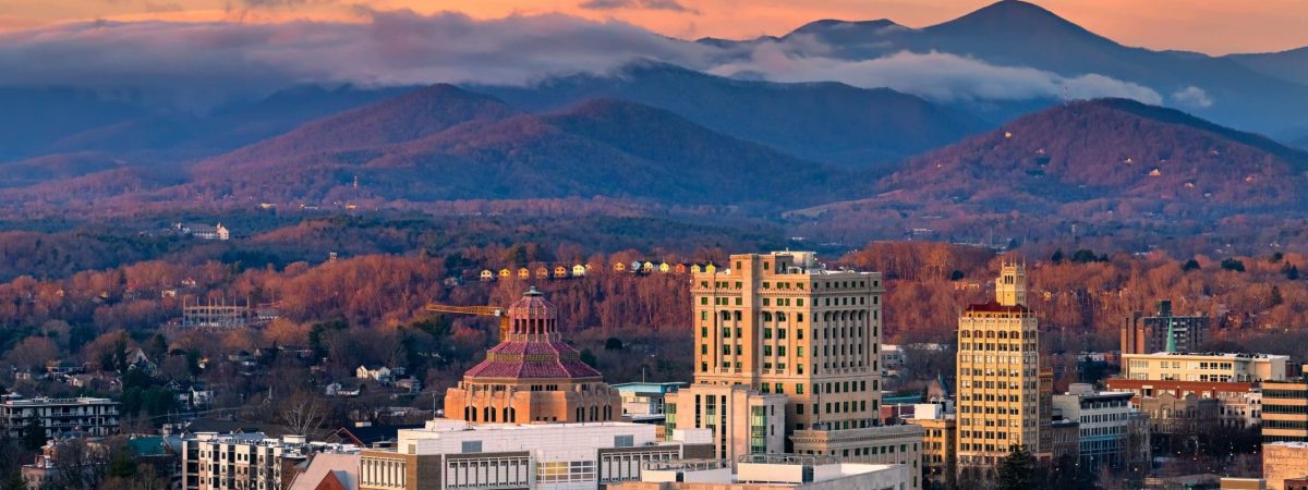 Morning,View,Of,Downtown,Asheville,North,Carolina,In,The,Fall